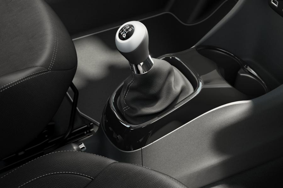  Peugeot 108 3-Door 2014 года  (фото 38 из 44)